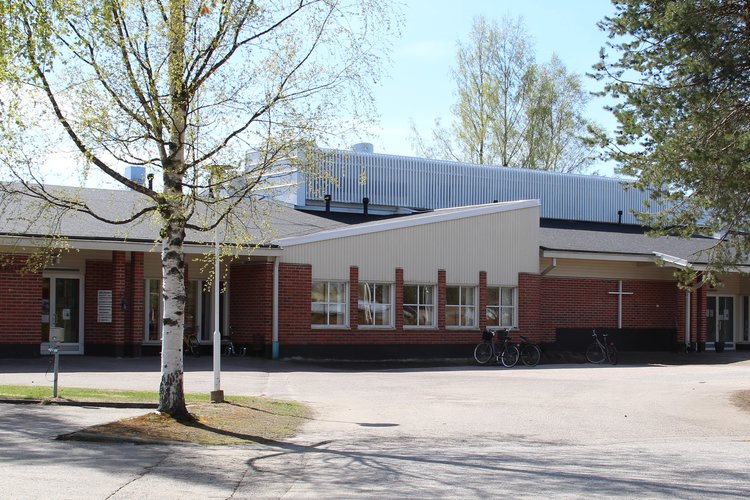 Keittiötoimesta vastuun ottavat Minrose Kalajoella ja Koski-Hovi Himangalla