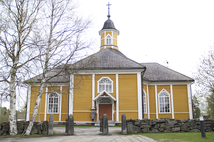 Avaa kuva isommaksi Himangan kirkko, kuva Eveliina Pylväs