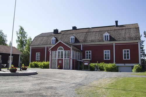 Avaa kuva isommaksi Jokelan pappila, kuva Eveliina Pylväs