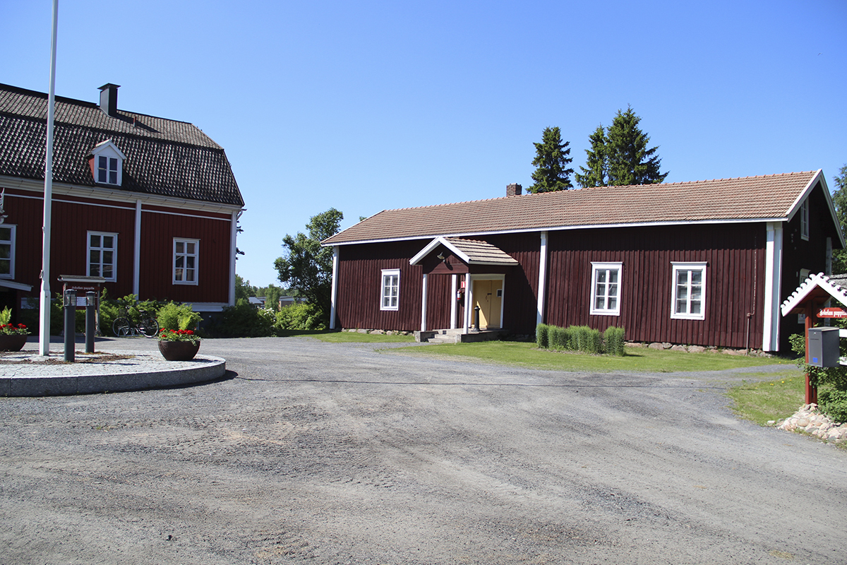 Avaa kuva isommaksi Jokelan pappila, kuva Eveliina Pylväs
